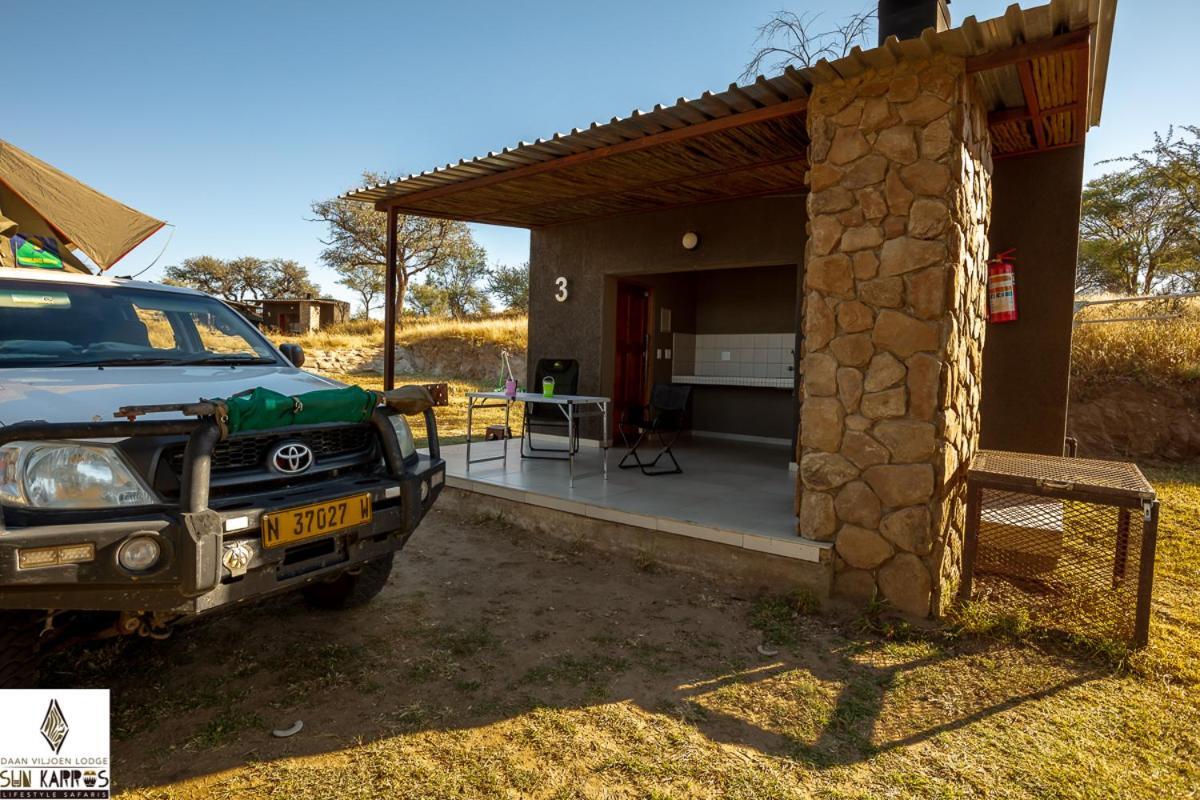 Hotel Daan Viljoen Giraffe Campsites Windhoek Exterior foto