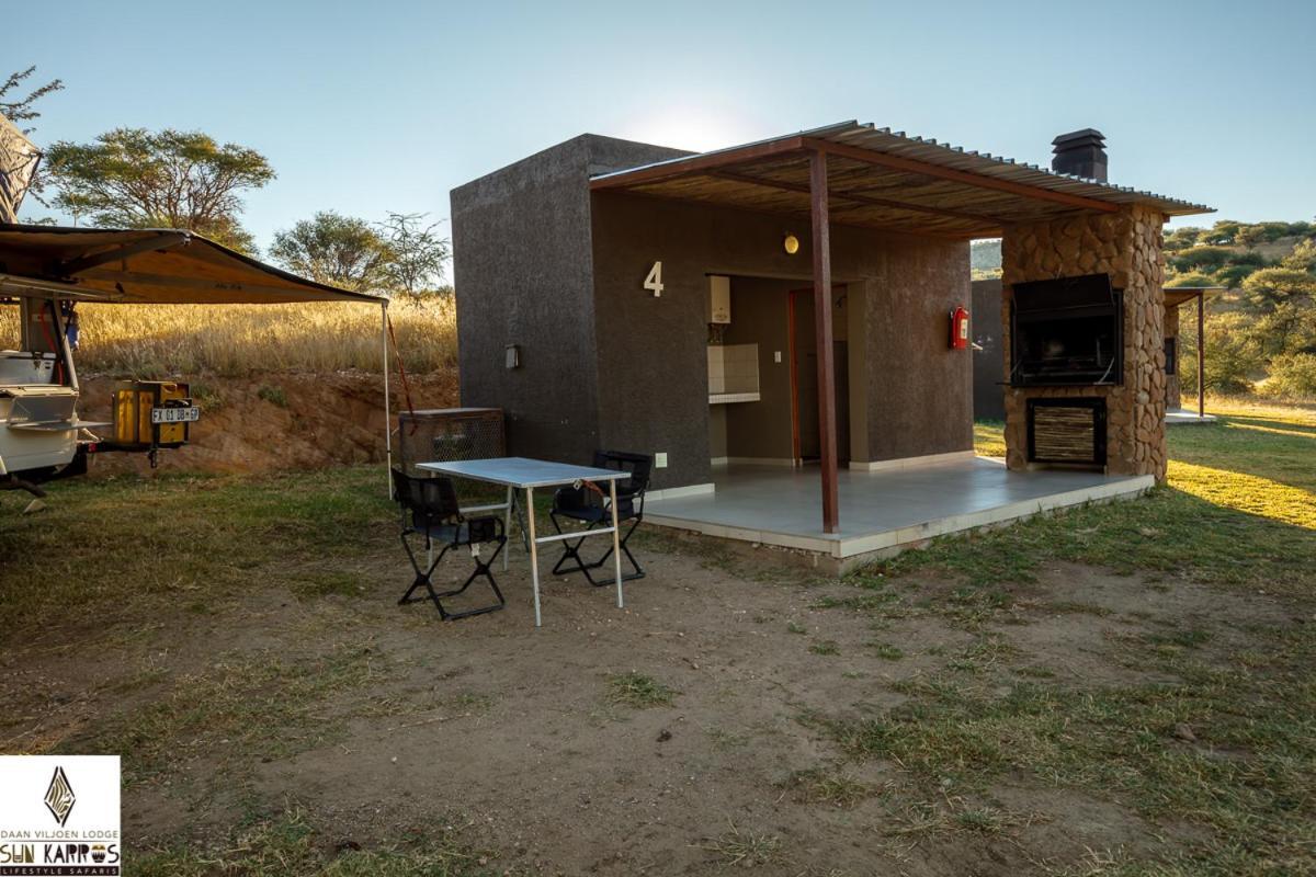 Hotel Daan Viljoen Giraffe Campsites Windhoek Exterior foto